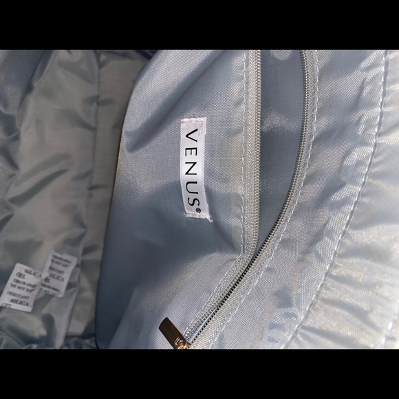 Venus Purse - Picture 3 of 7